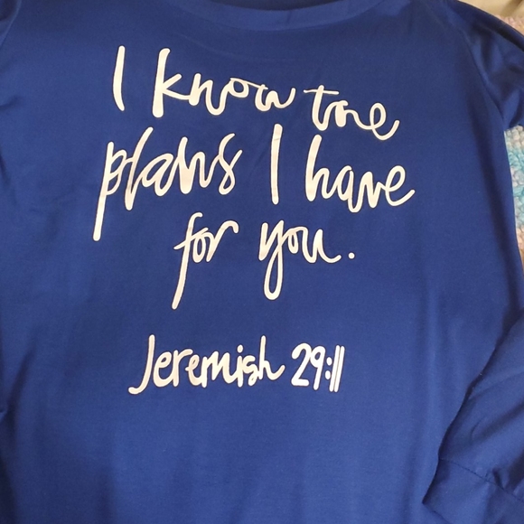 Woman Shirt - Picture 2 of 2